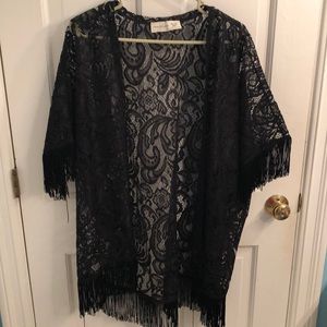 Abercrombie and Fitch lace and fringe kimono